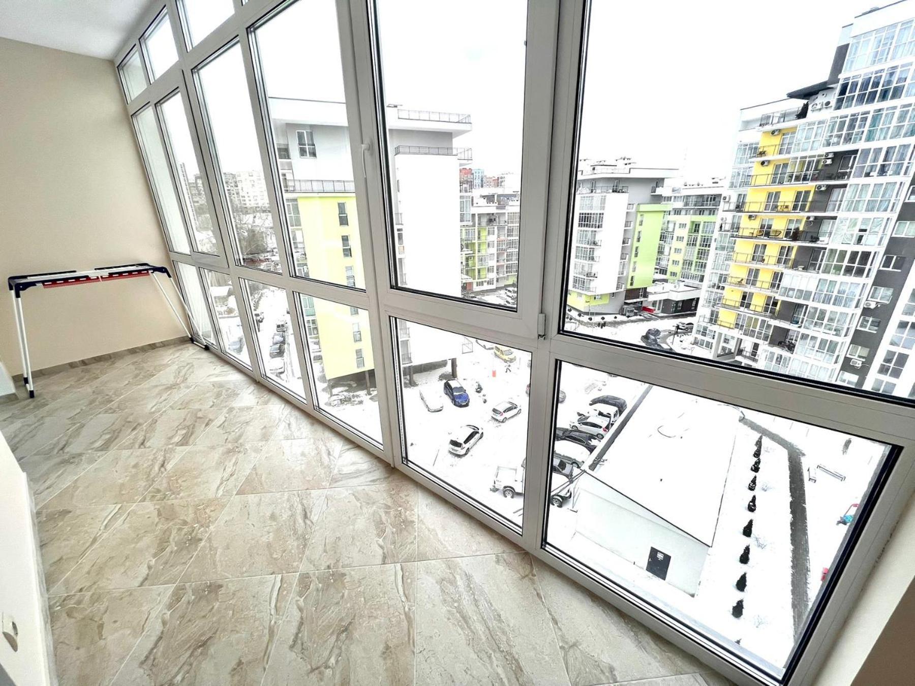 Osapart Comfortable Apartment In A Complex Great Britain Leópolis Exterior foto