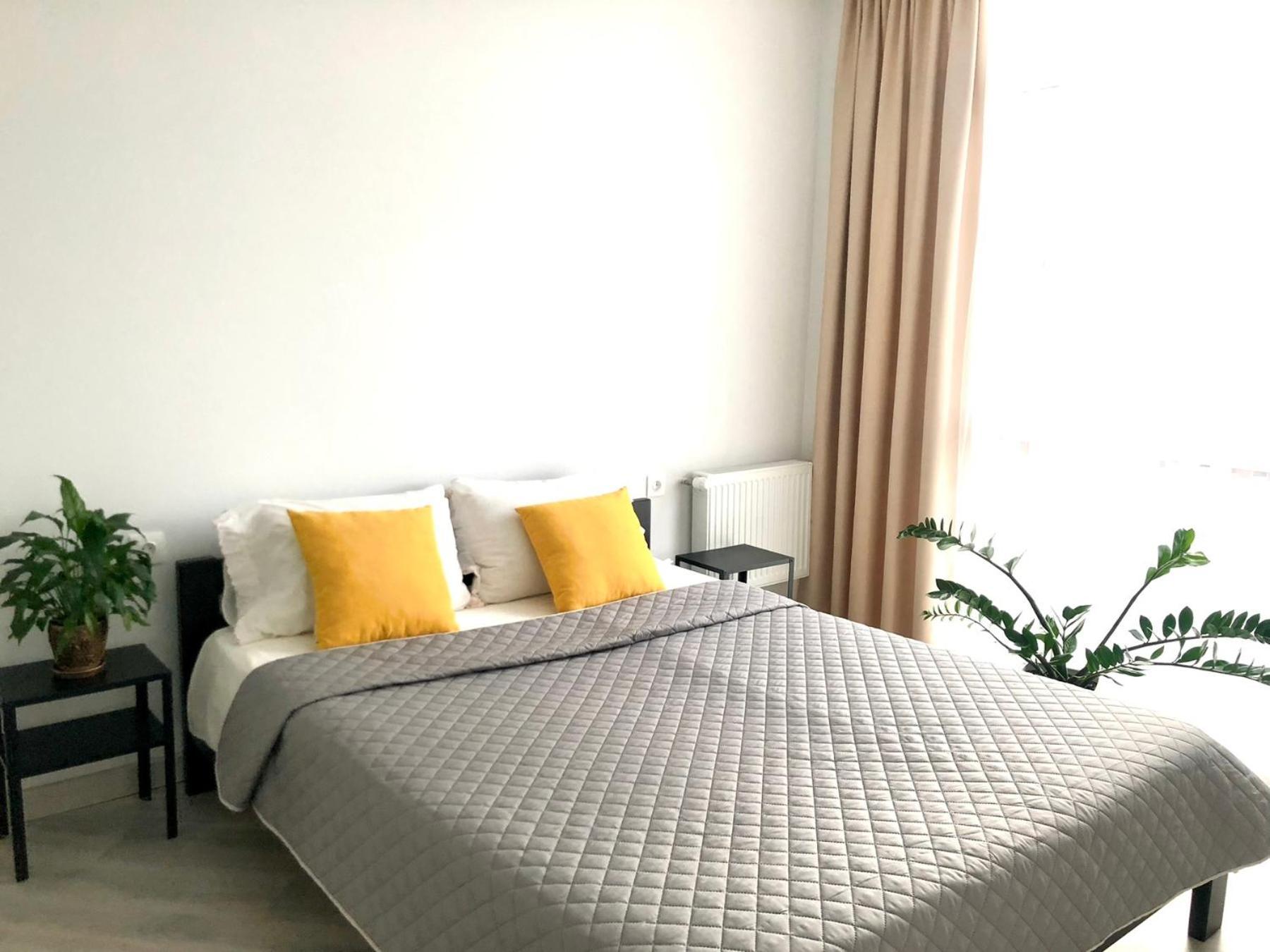 Osapart Comfortable Apartment In A Complex Great Britain Leópolis Exterior foto